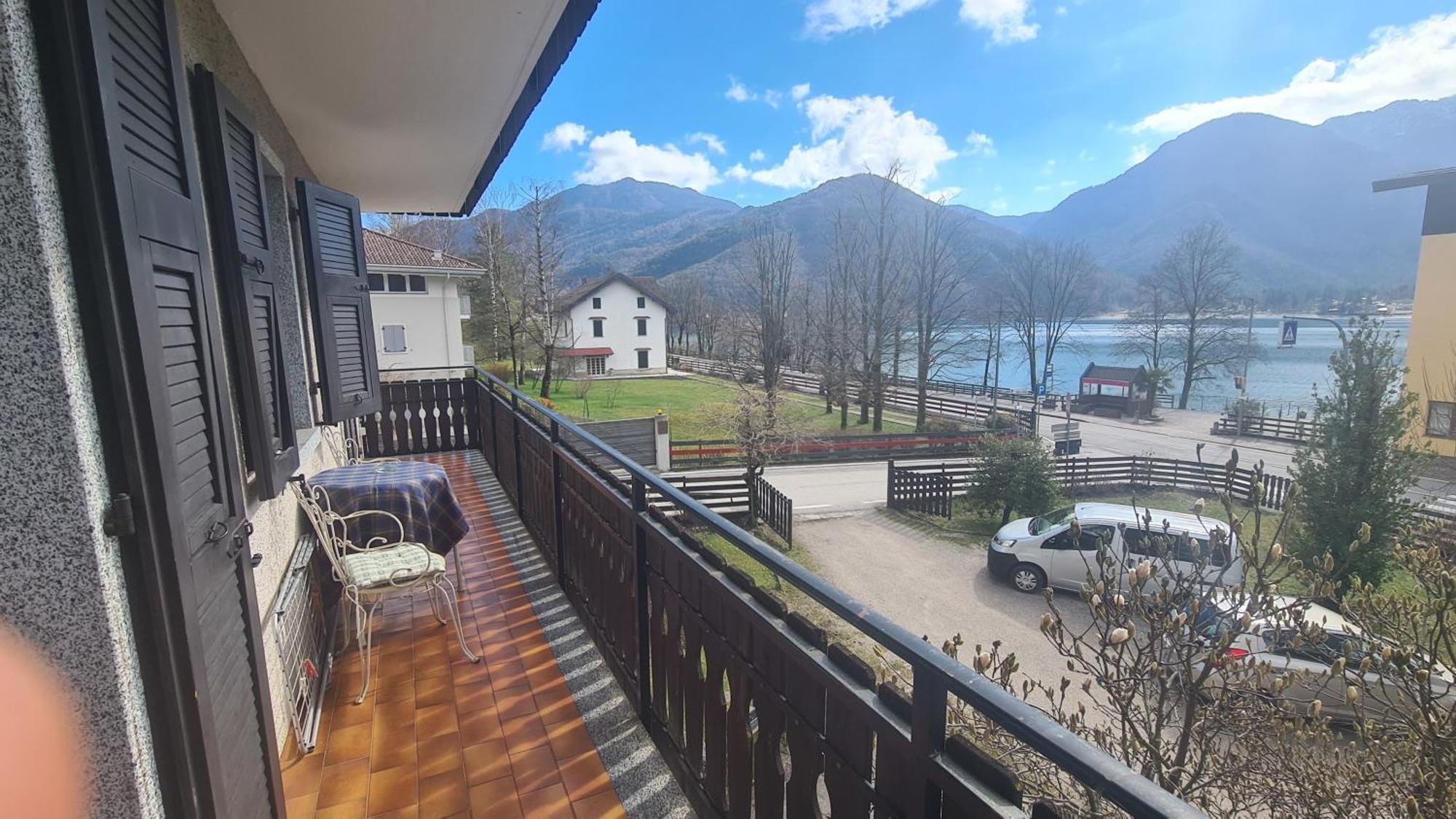 Апартаменты Bioledro Casa Lena Меццолаго Экстерьер фото